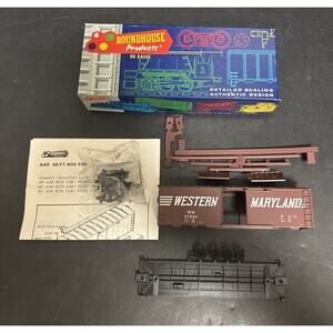 Roundhouse HO Scale 1078 40' Box Car Kit Western Maryland “Speed” Brown 1978